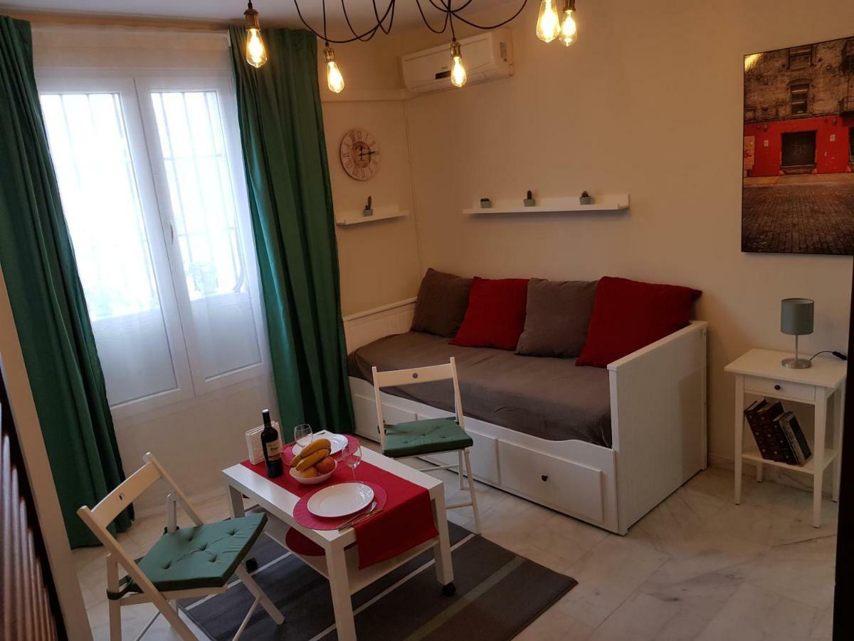 **** Genuar Apartments Malaga Center Exteriör bild