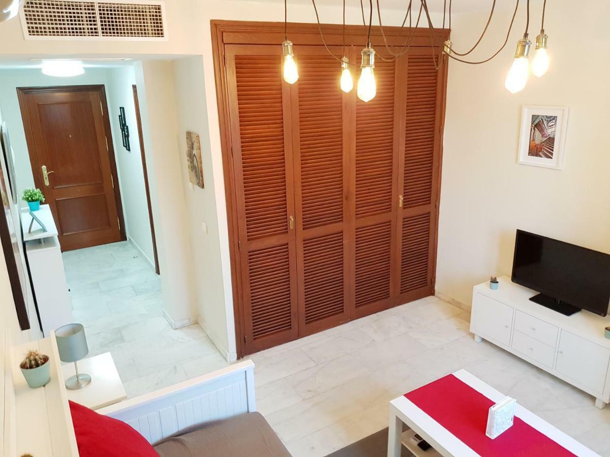 **** Genuar Apartments Malaga Center Exteriör bild